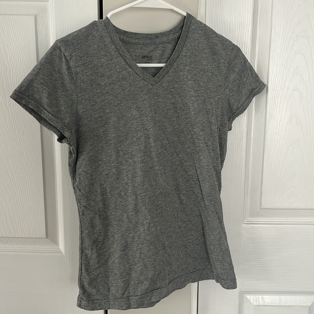 Grey v neck tee